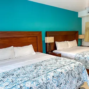 luxury-beachfront-penthouse-mareazul.quintano-roohotels.com/